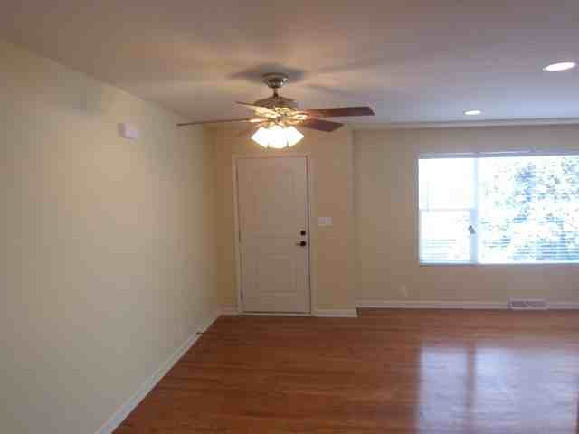 27W704 Warrenville Rd - Photo 3 of 13