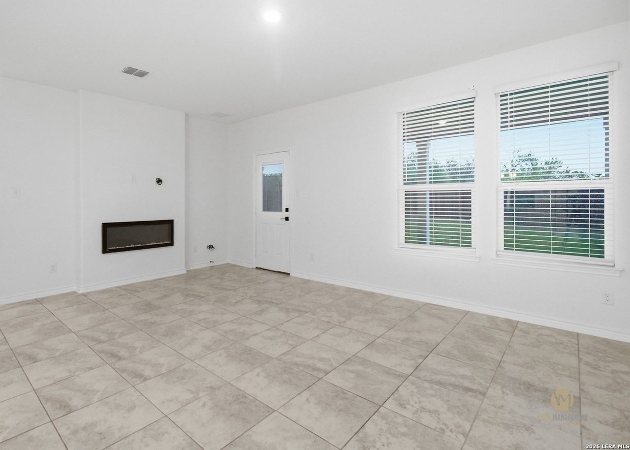 11414 Amberina - Photo 6 of 36
