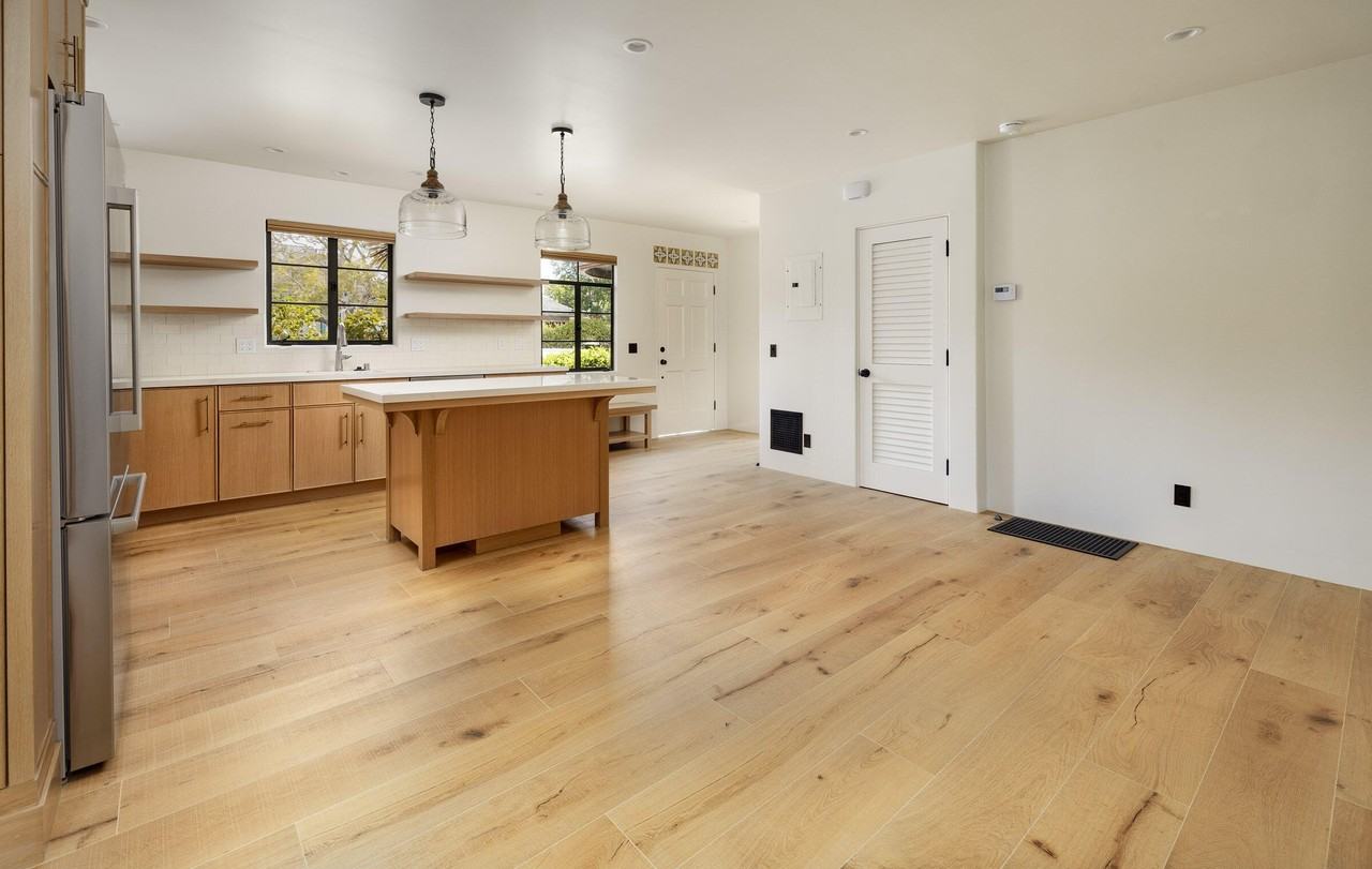 1235 Garden St - Photo 3 of 17