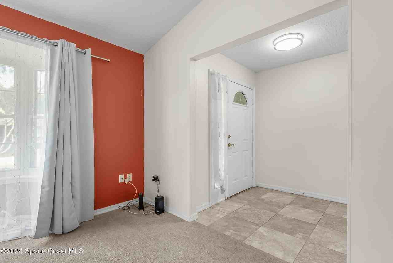 1005 Crazyhorse Ave Nw - Photo 3 of 32