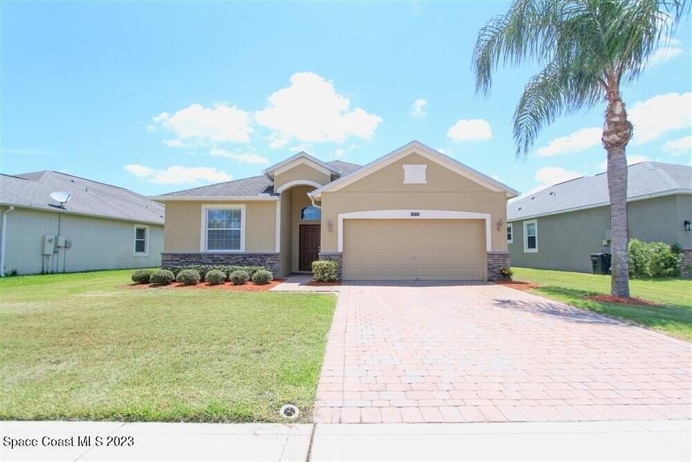 5834 Trieda Dr - Photo 2 of 32