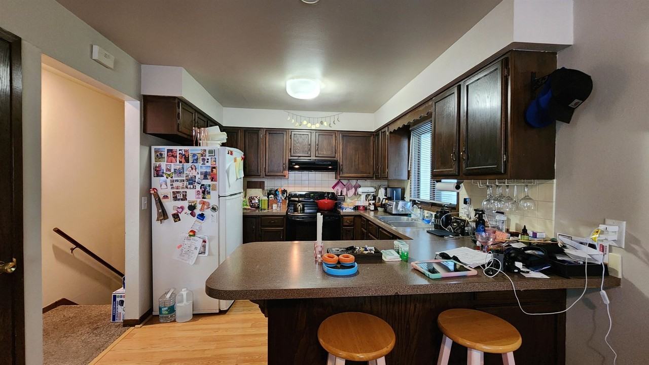 5324 Miwaukee Street - Photo 5 of 22
