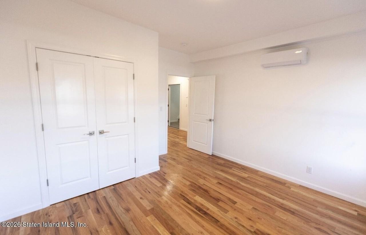 1256 Bay St #2 - Photo 7 of 10