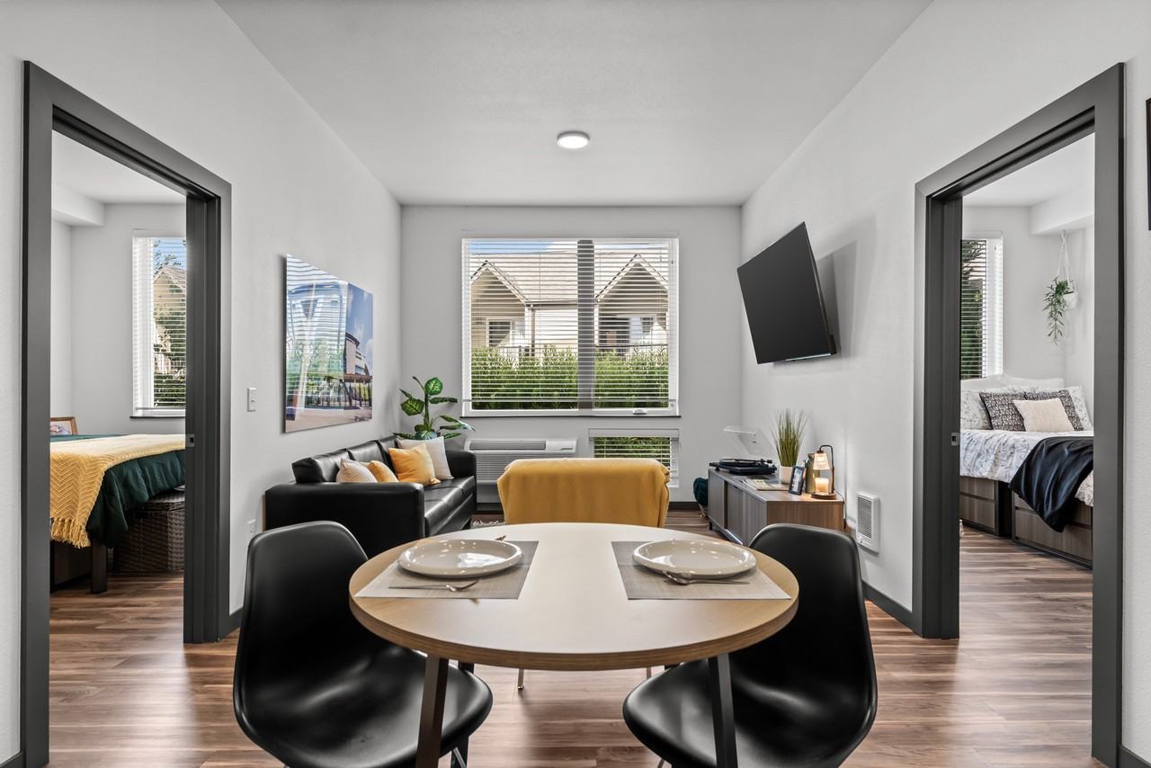 The Flats at Chase - Photo 4 of 32