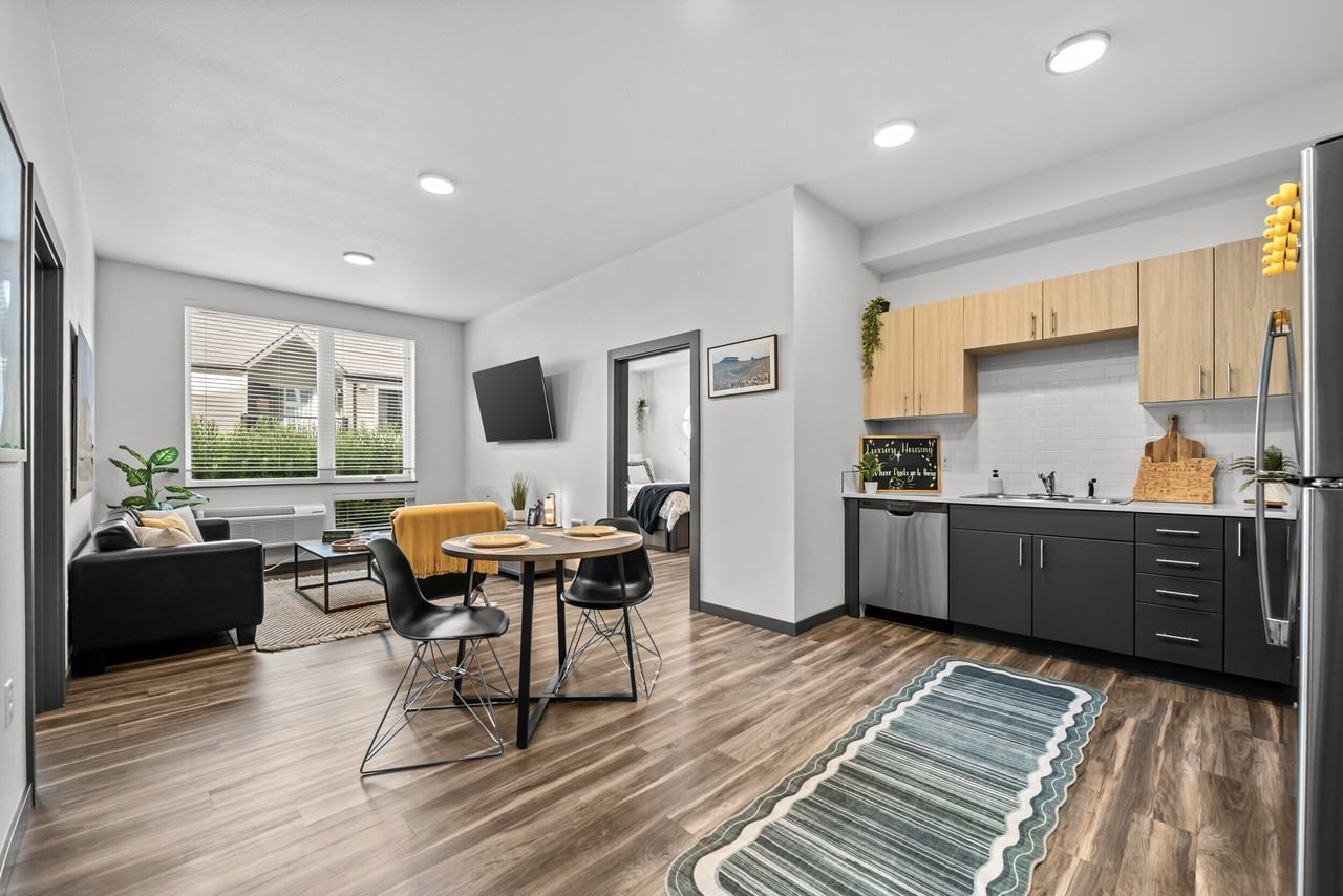 The Flats at Chase - Photo 5 of 32
