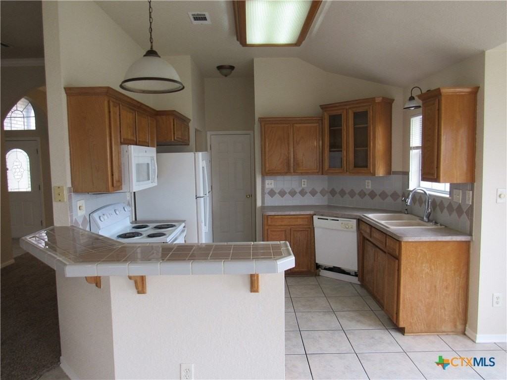 4800 Michael Dr - Photo 5 of 24