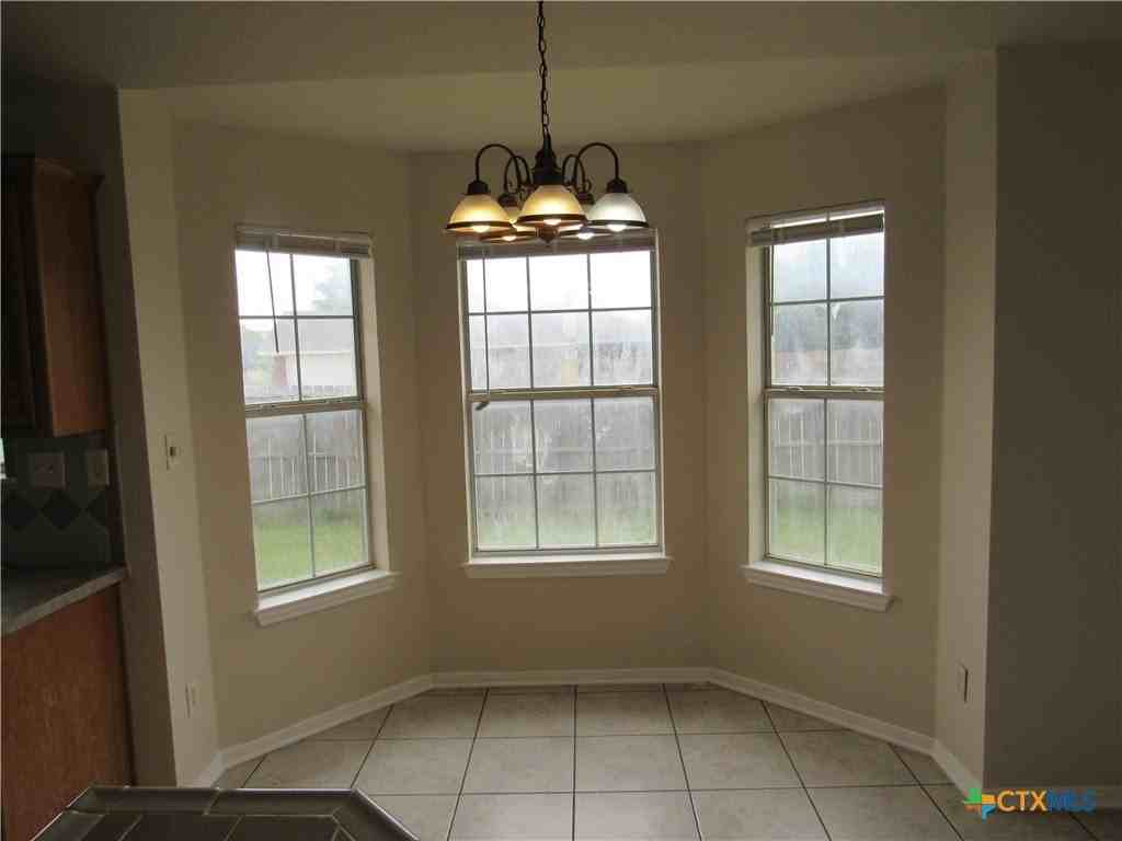 4800 Michael Dr - Photo 6 of 24