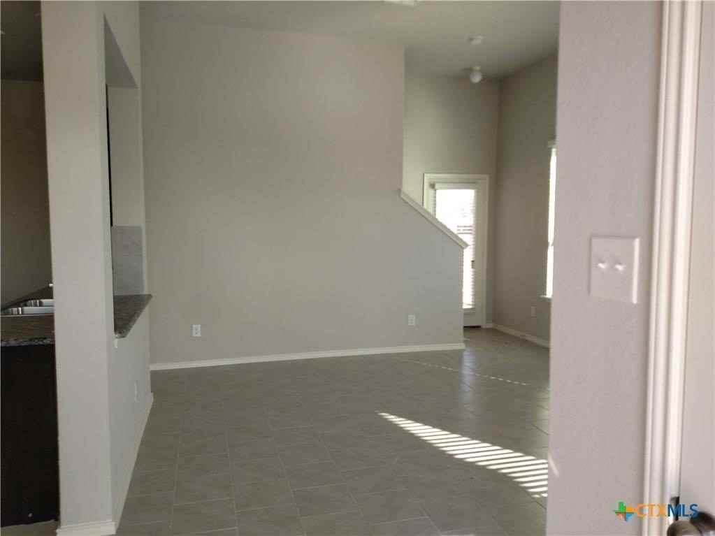 133 Flatland Trl - Photo 3 of 16