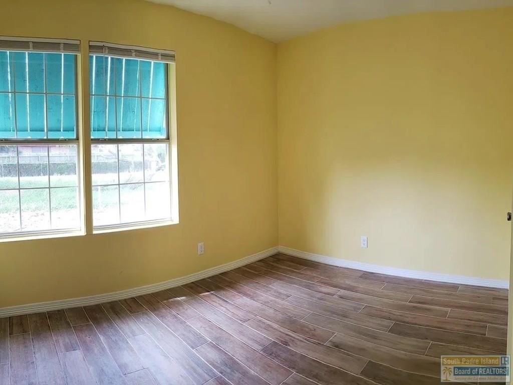 121 E Monroe St - Photo 7 of 12