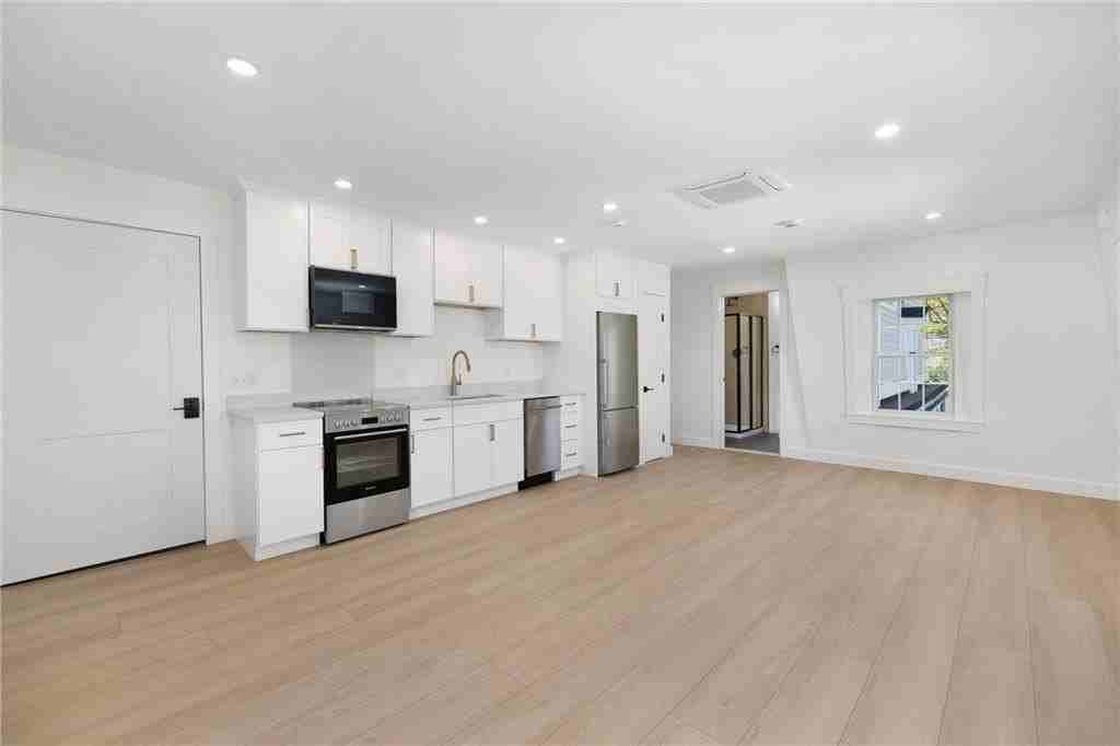 6 Melrose St #6 - Photo 6 of 15