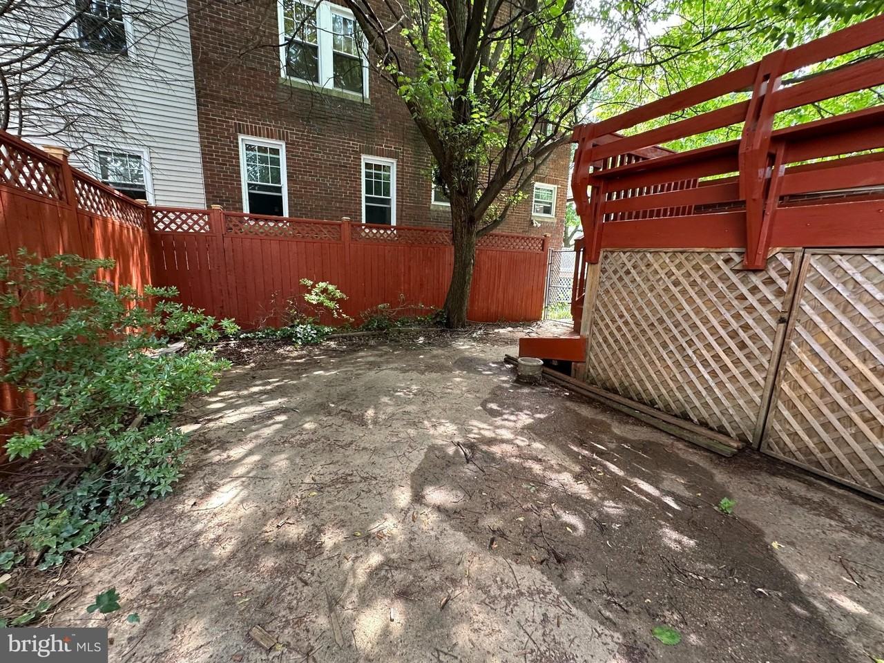 4130 Military Rd Nw - Photo 6 of 37