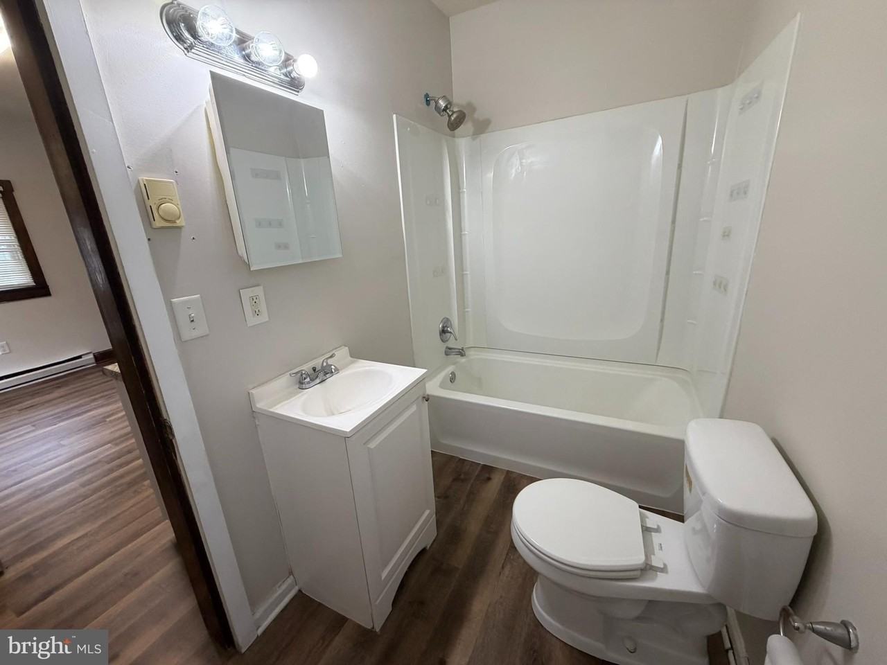79 New St #B - Photo 6 of 16