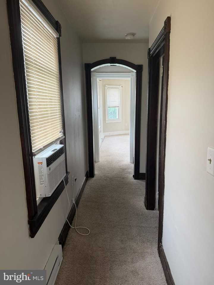 79 New St #B - Photo 7 of 16