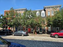 704 S Bond St - Photo 1 of 1