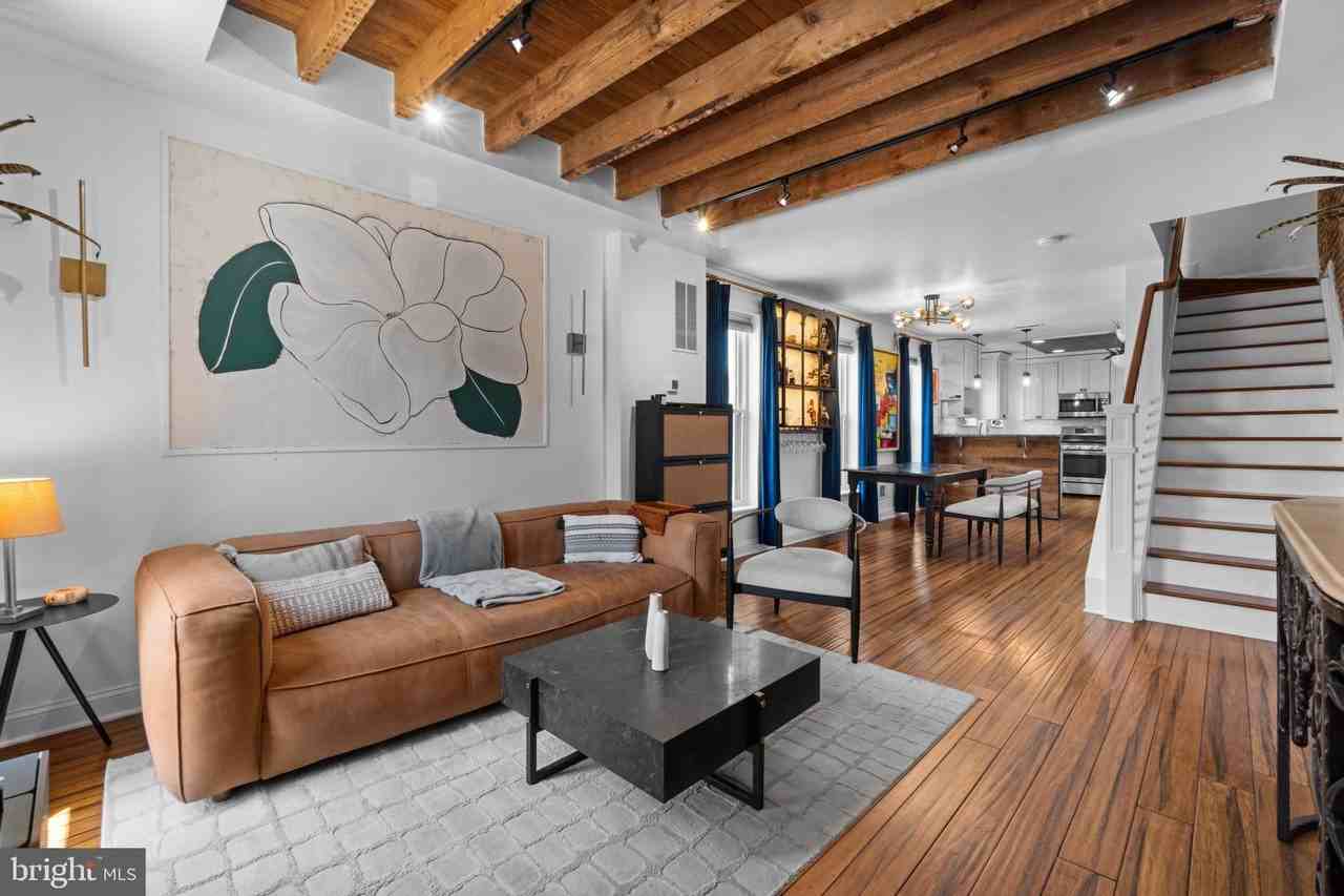 3200 Fleet St - Photo 5 of 38
