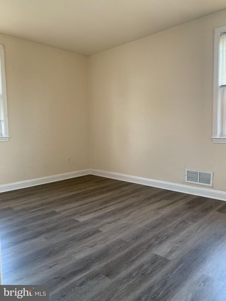 4227 Newport Ave #2 - Photo 3 of 6