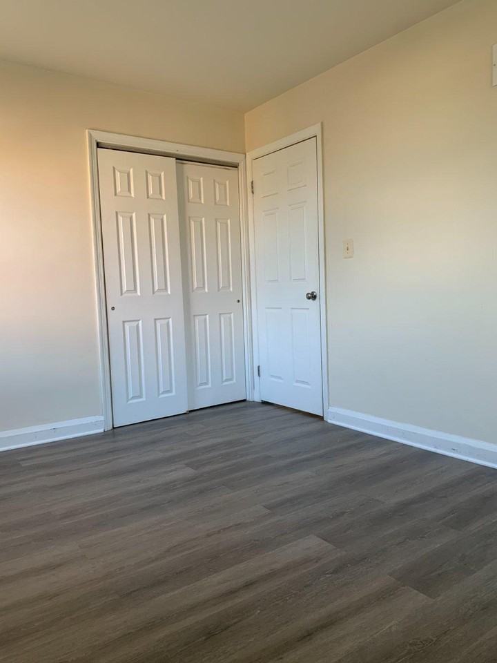 4227 Newport Ave #2 - Photo 4 of 6