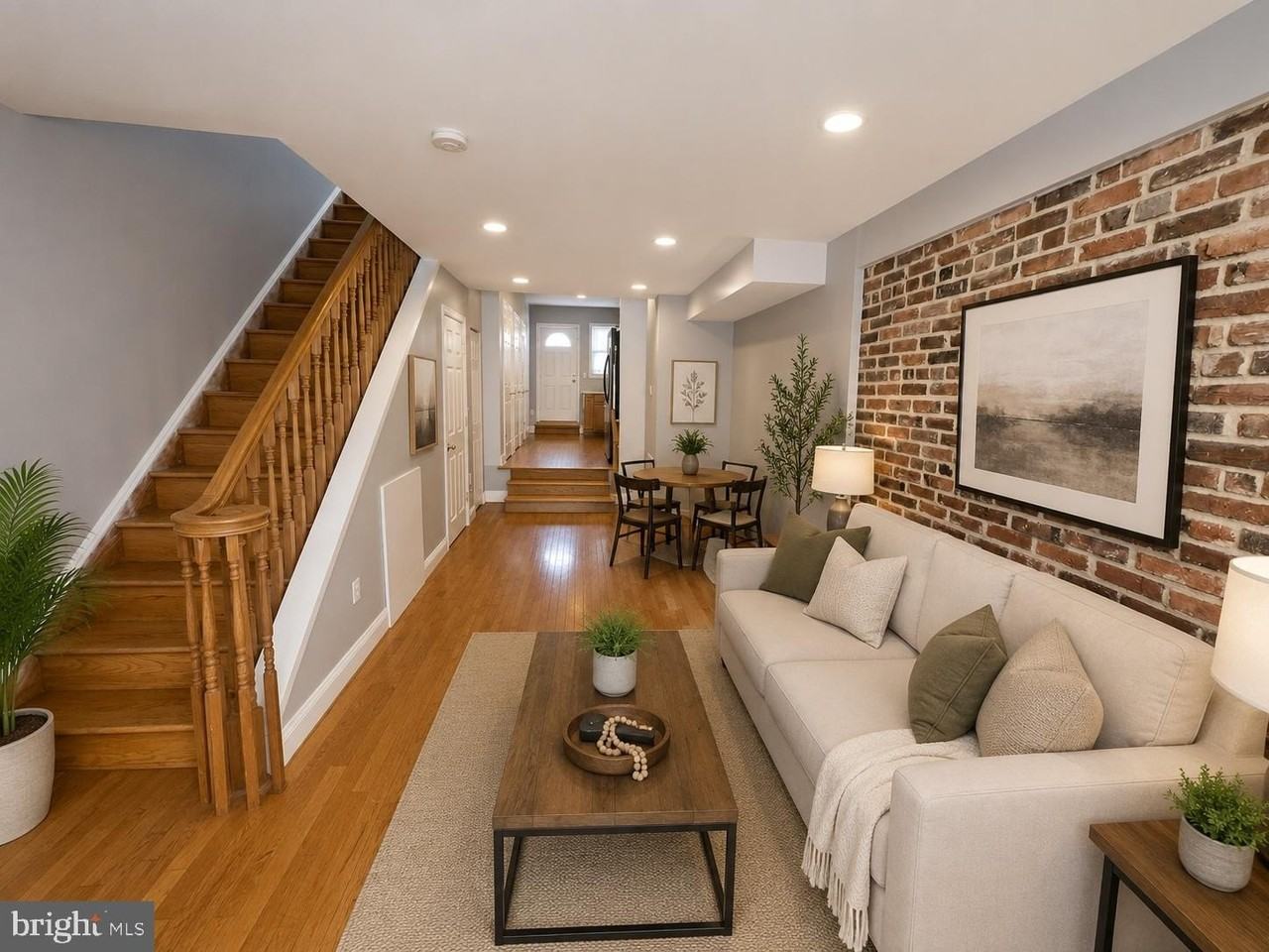 604 S Luzerne Ave - Photo 2 of 25
