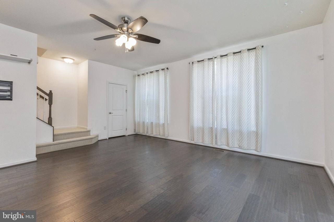 12220 Montreat Pl - Photo 4 of 33