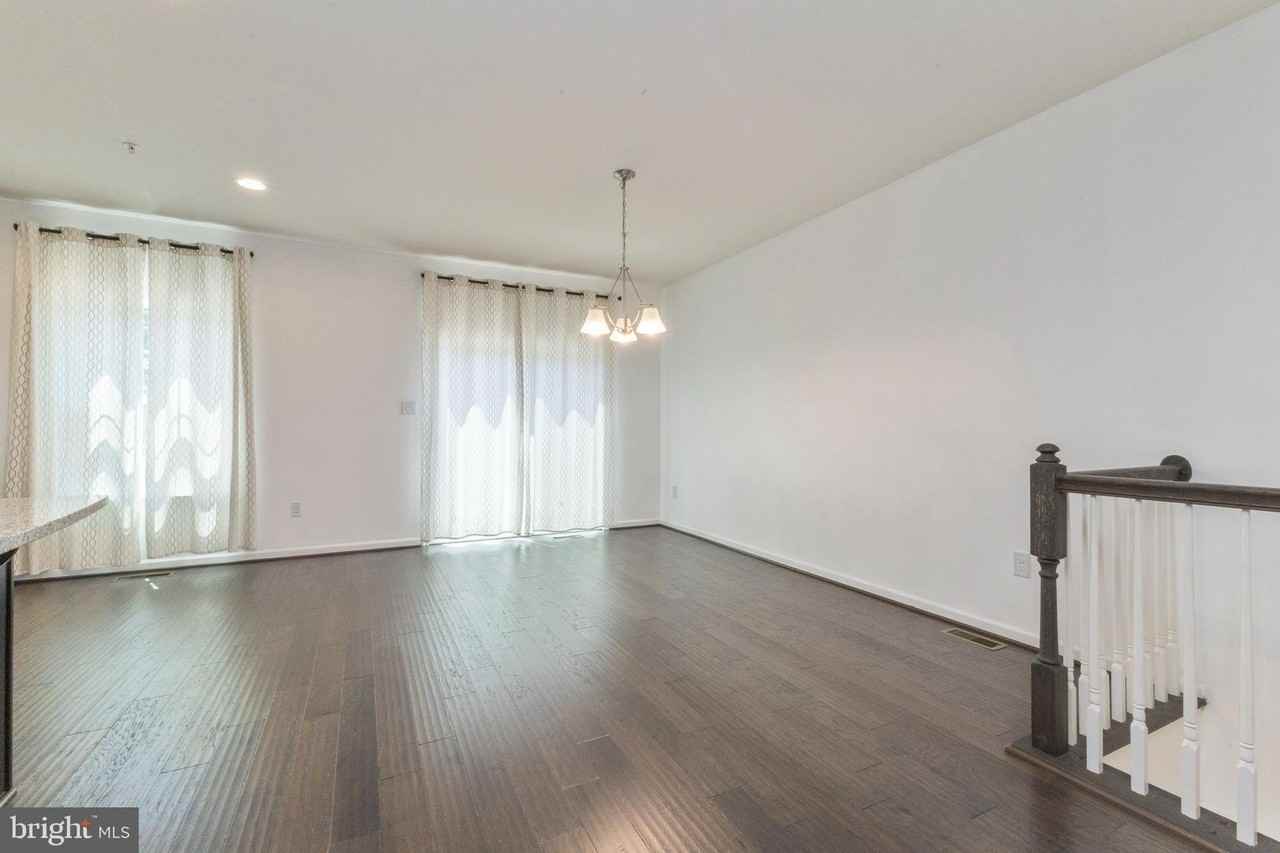 12220 Montreat Pl - Photo 6 of 33