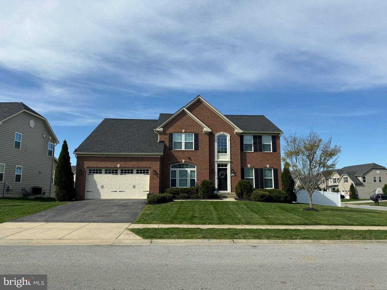 3429 Linden Grove Dr - Photo 2 of 50