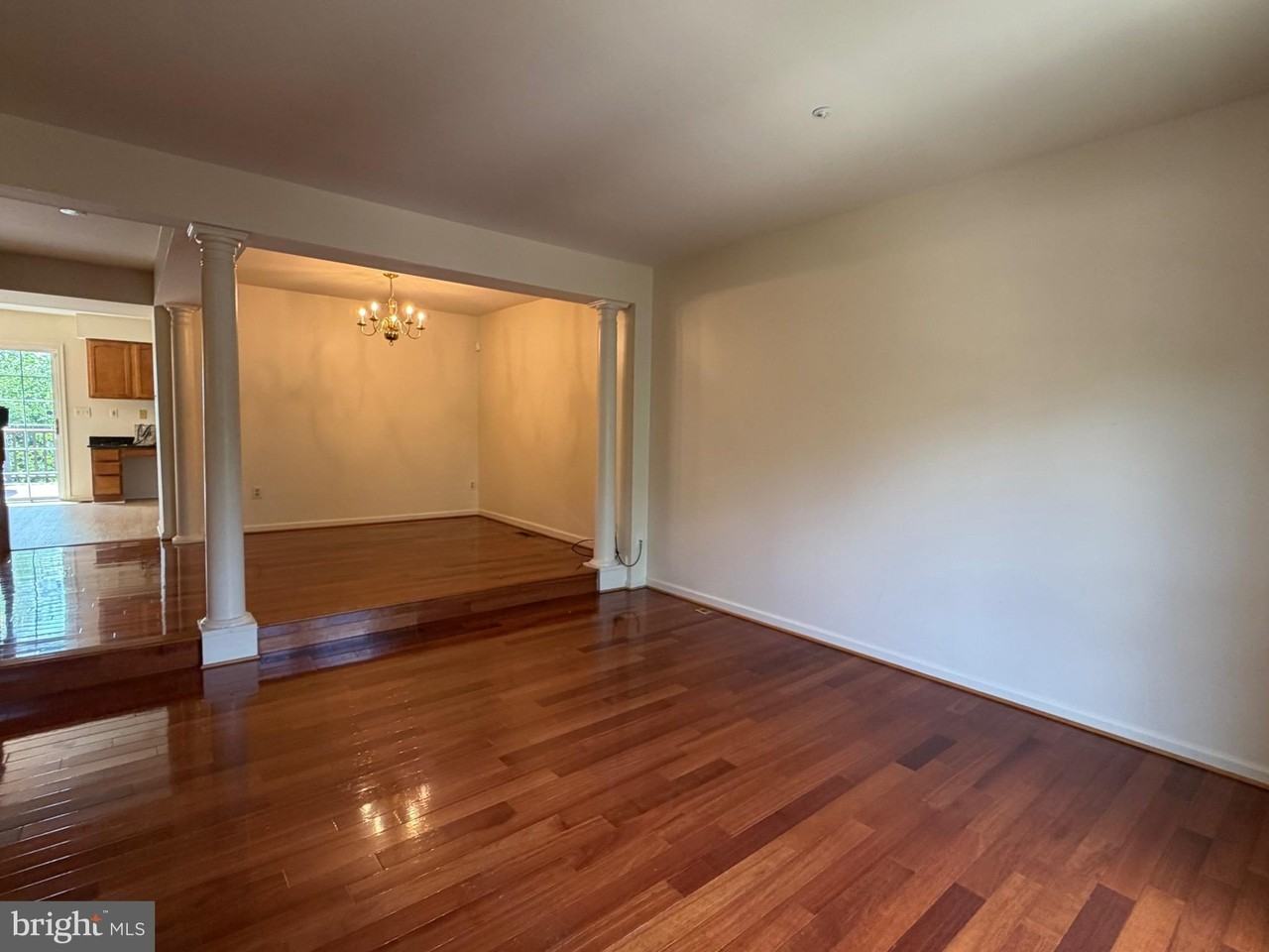 10159 Treble Ct - Photo 3 of 22