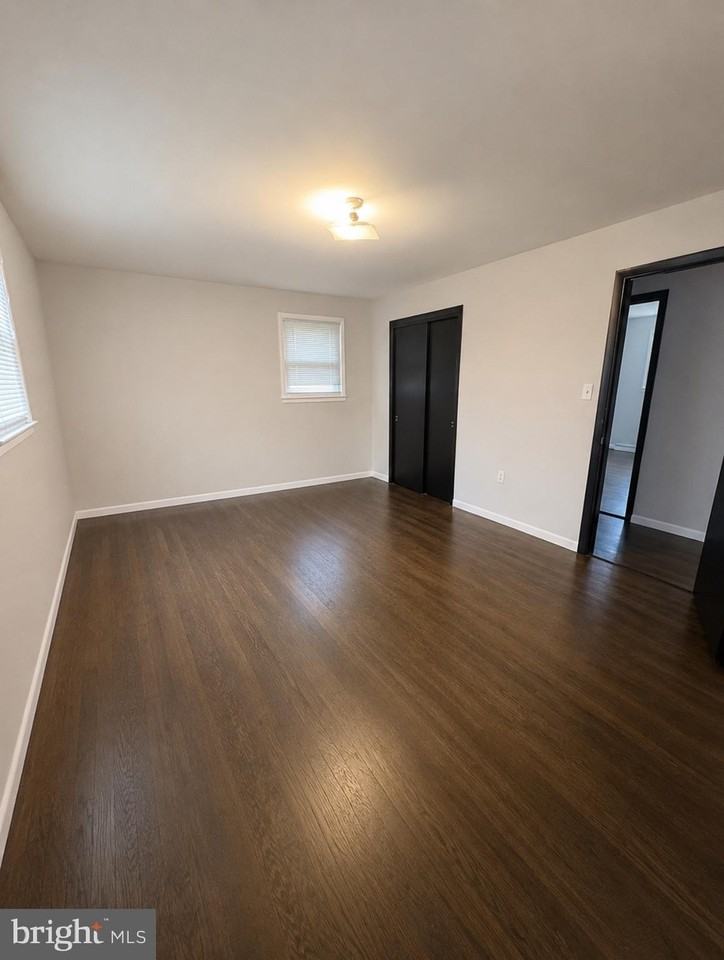 6003 Joyce Dr - Photo 6 of 15