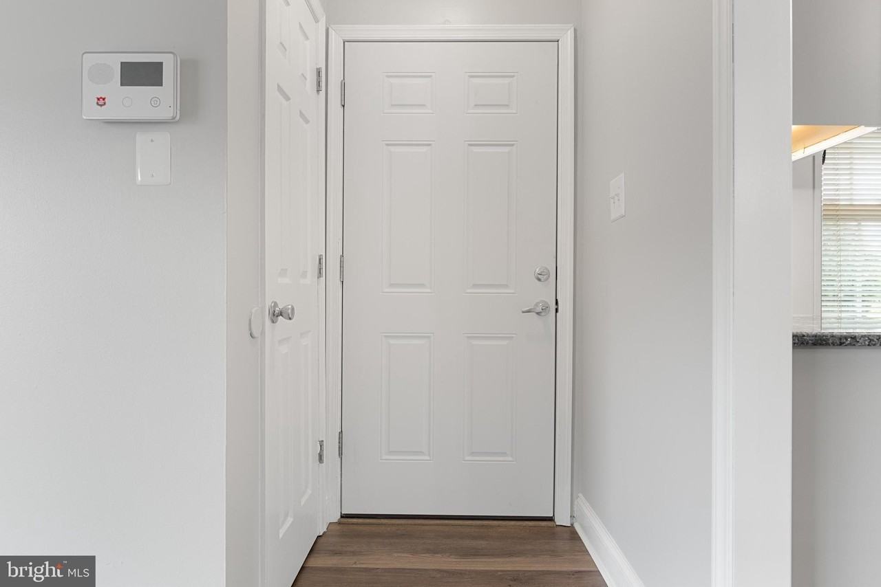 380-A Delancey Pl - Photo 2 of 22