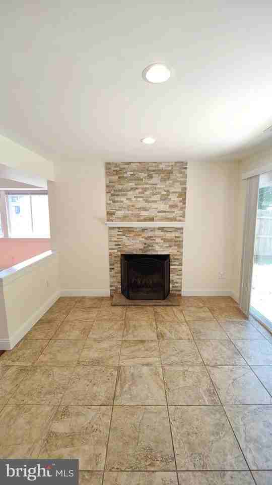 41 Peregrine Dr - Photo 4 of 12