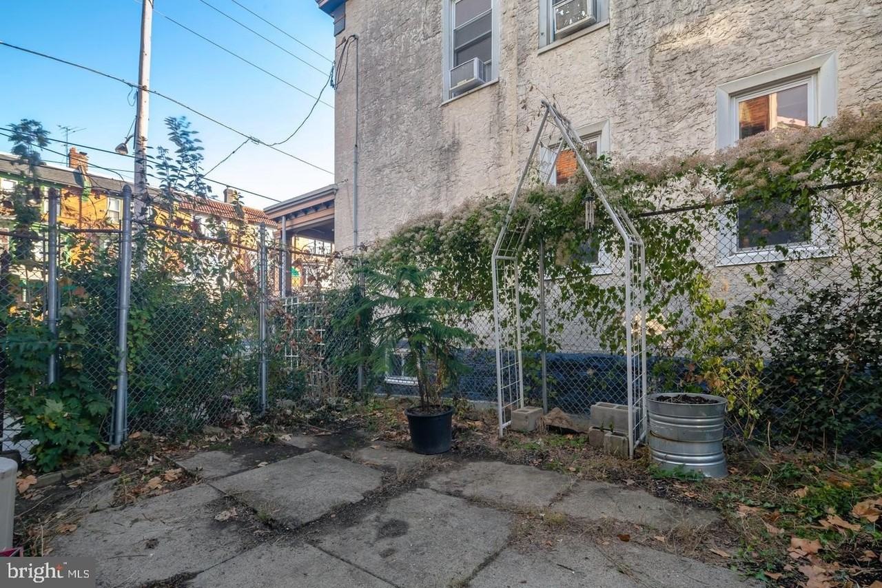5002 Chestnut St - Photo 6 of 12