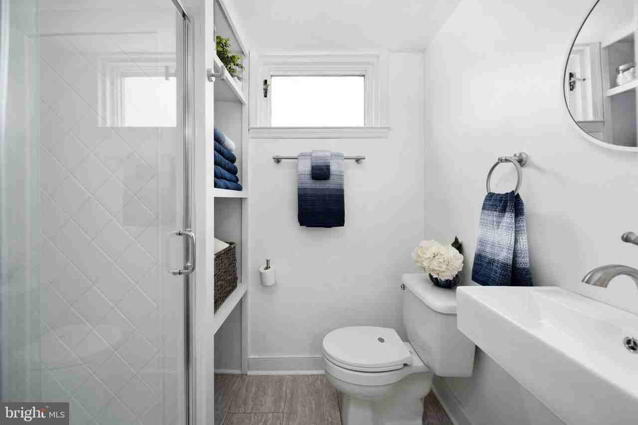 620 Kenmore Ave #2 - Photo 6 of 10