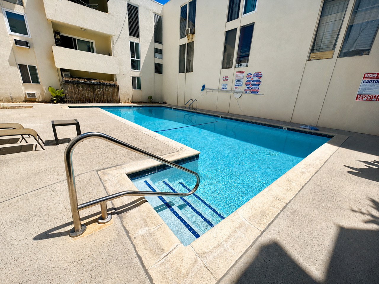 Tarzana Five Apartments - Photo 6 of 26