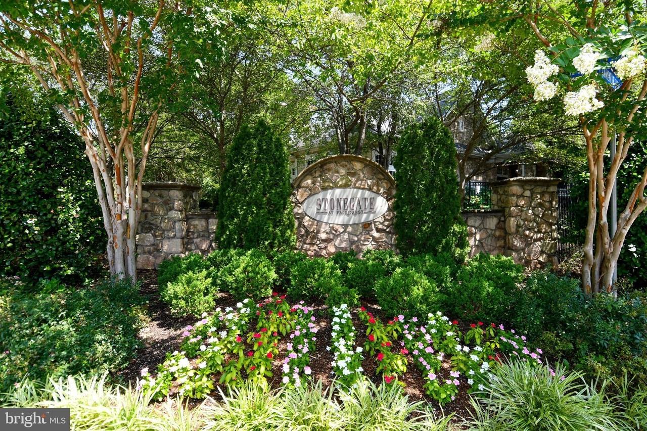 5121 Travis Edward Way #J - Photo 2 of 30