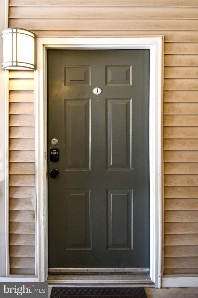 5121 Travis Edward Way #J - Photo 3 of 30