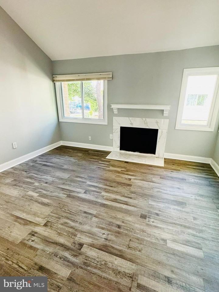 13386 Hungerford Pl - Photo 6 of 32