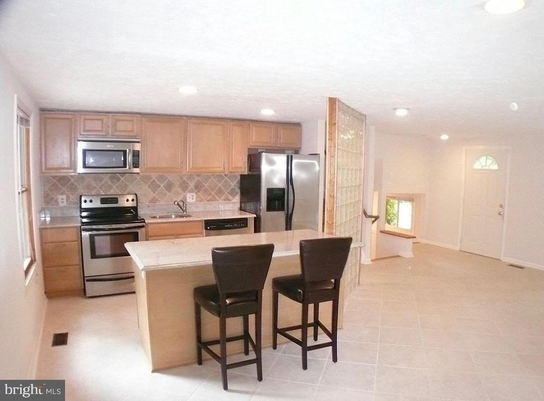 12259 Turkey Wing Ct - Photo 6 of 19