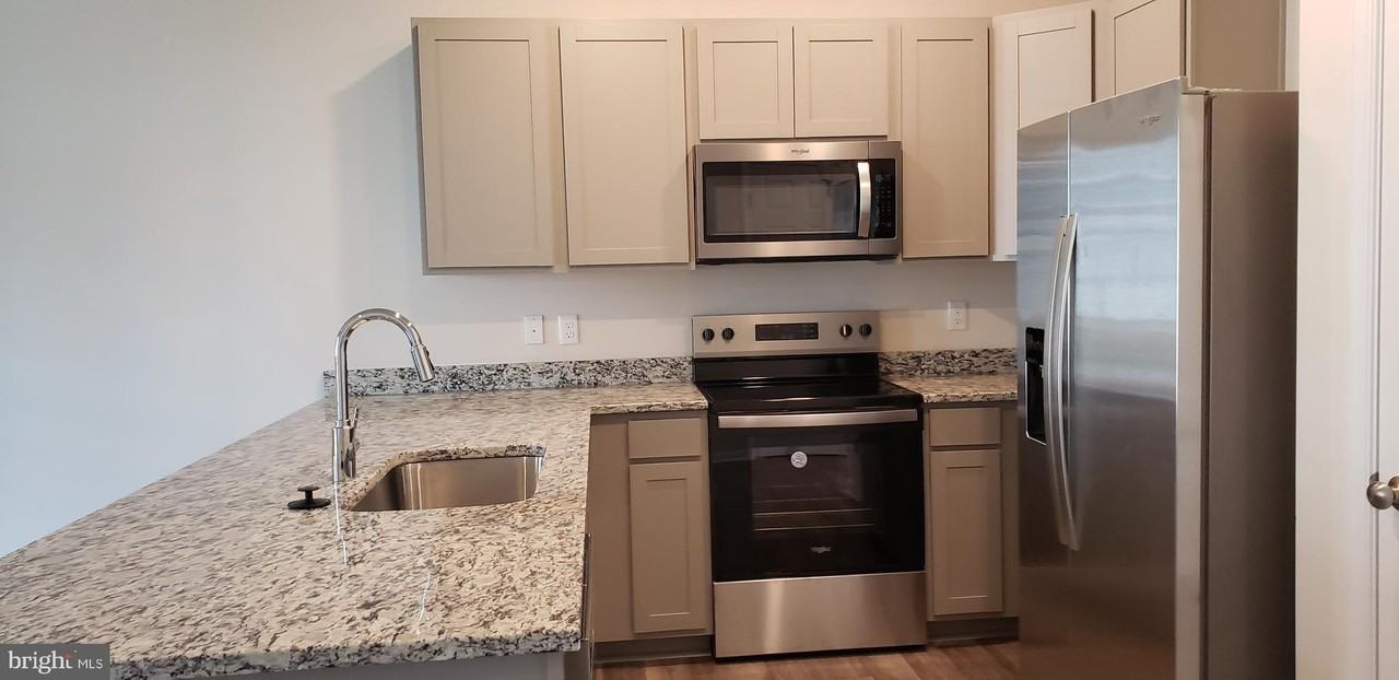 186 Caterpillar Dr - Photo 5 of 30