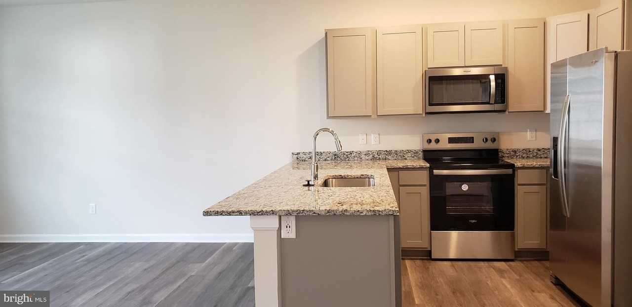 186 Caterpillar Dr - Photo 7 of 30