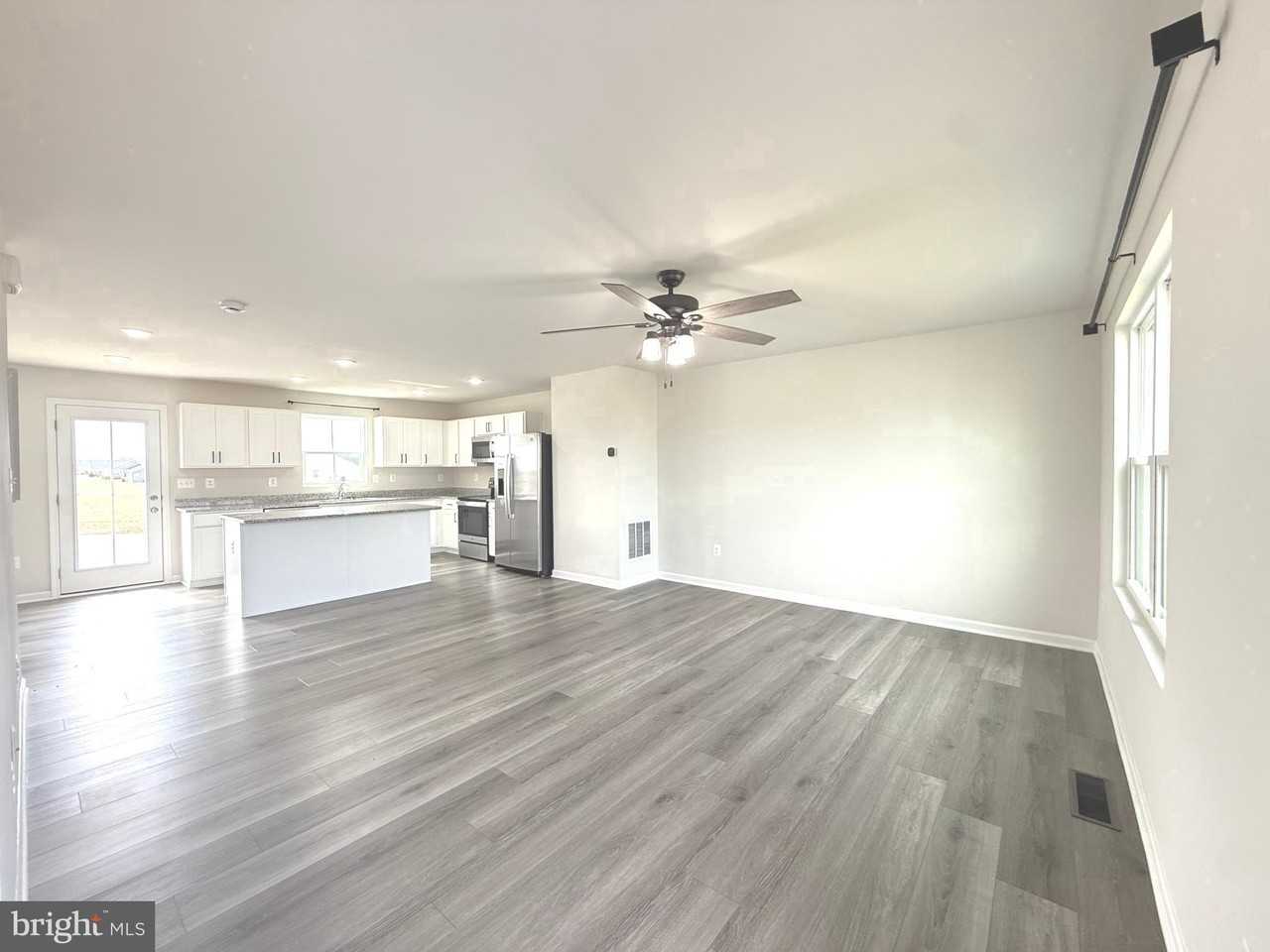 365 Otero Ln - Photo 6 of 45