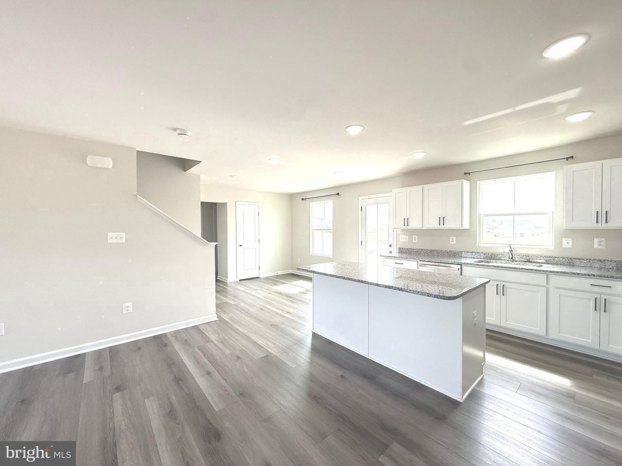 365 Otero Ln - Photo 7 of 45
