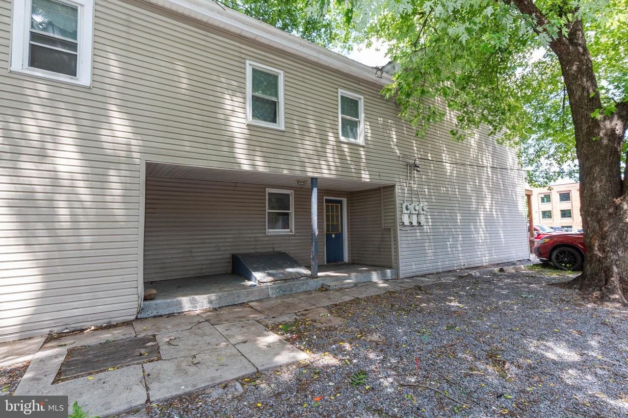 323 S Raleigh St #1 - Photo 6 of 22