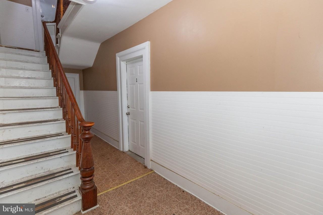 323 S Raleigh St #1 - Photo 7 of 22