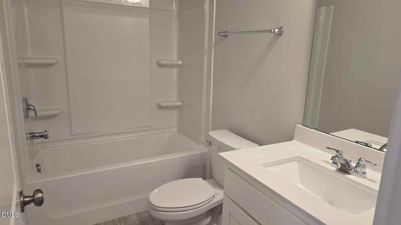 632 Gimari Dr - Photo 5 of 37