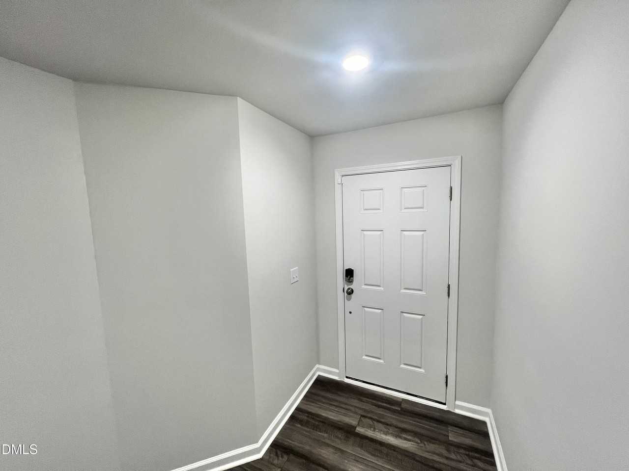 2533 Chert Ln - Photo 2 of 27