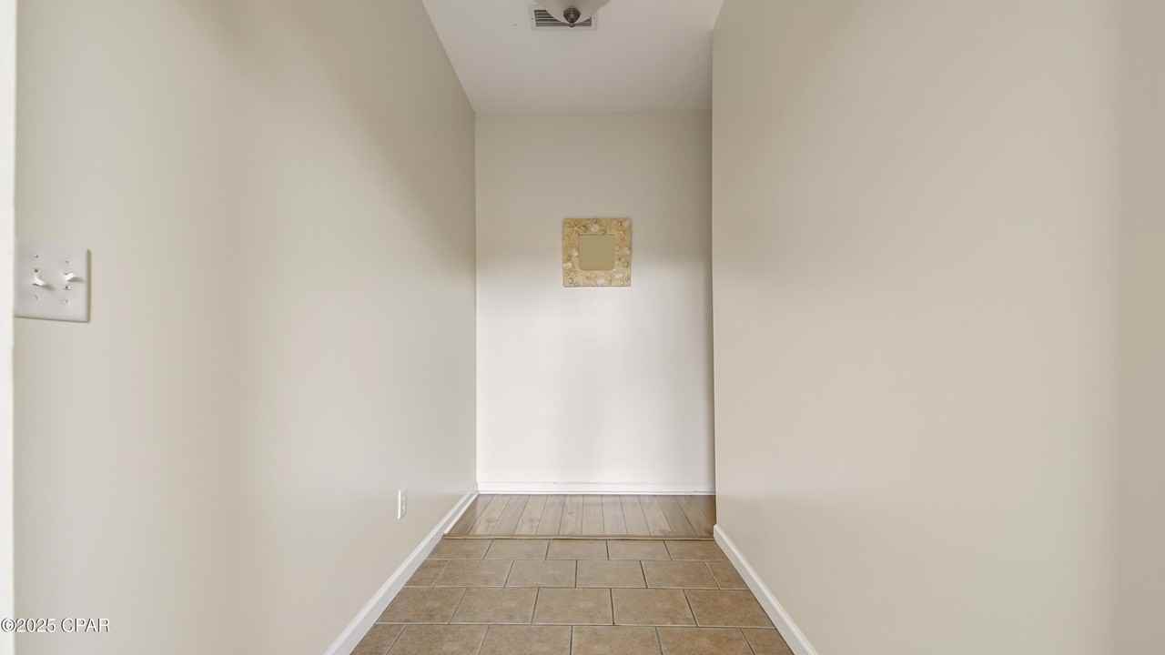 1868 Annabellas Dr - Photo 4 of 50