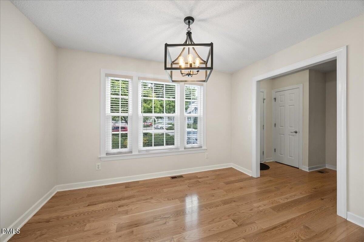 1932 Stroll Cir - Photo 5 of 24