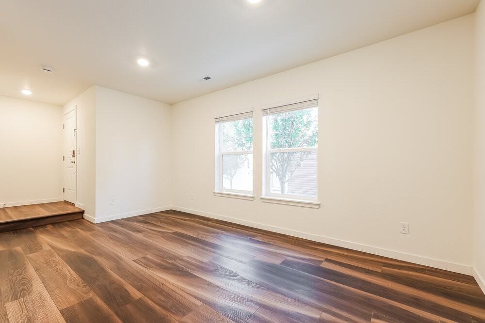 18607 E 47th Pl - Photo 7 of 19