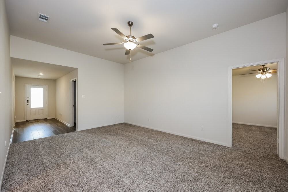1313 Redpine Dr - Photo 3 of 19