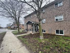 16 Wellington St W - Photo 1 of 1