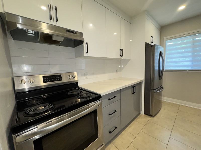 16 Wellington St W - Photo 6 of 19